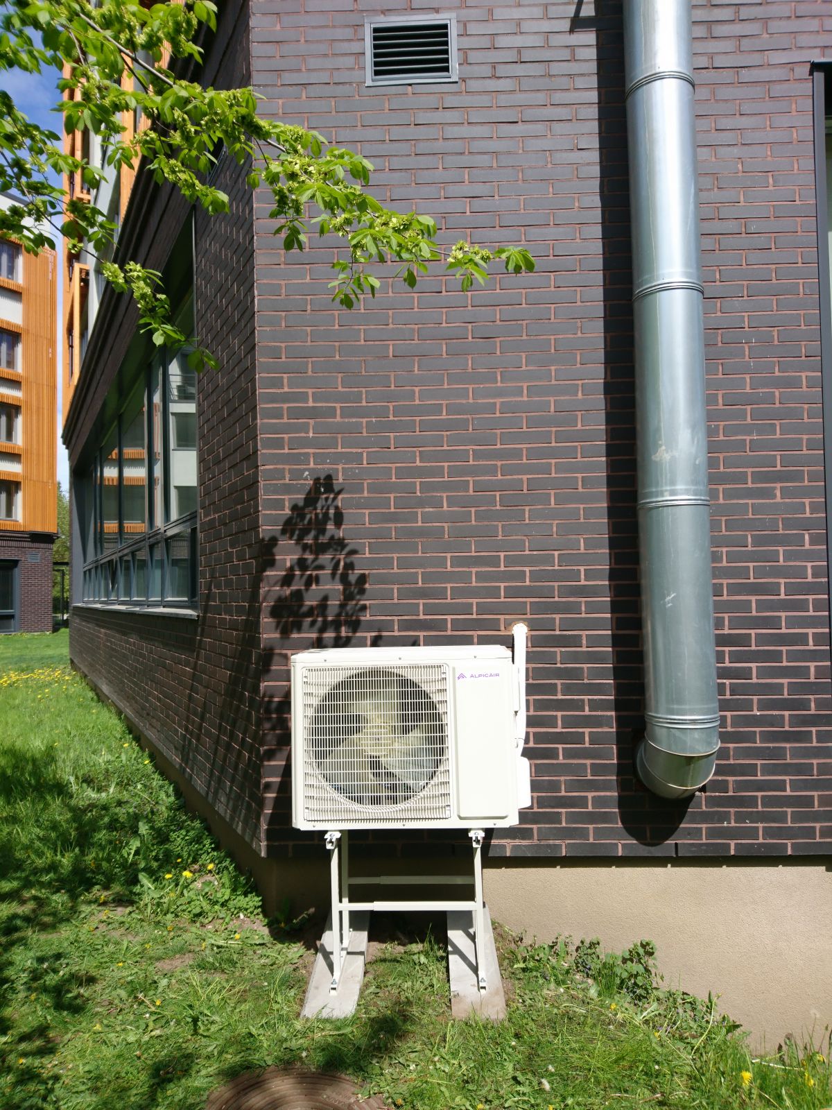 Air conditioning and ventilation, installation / sale