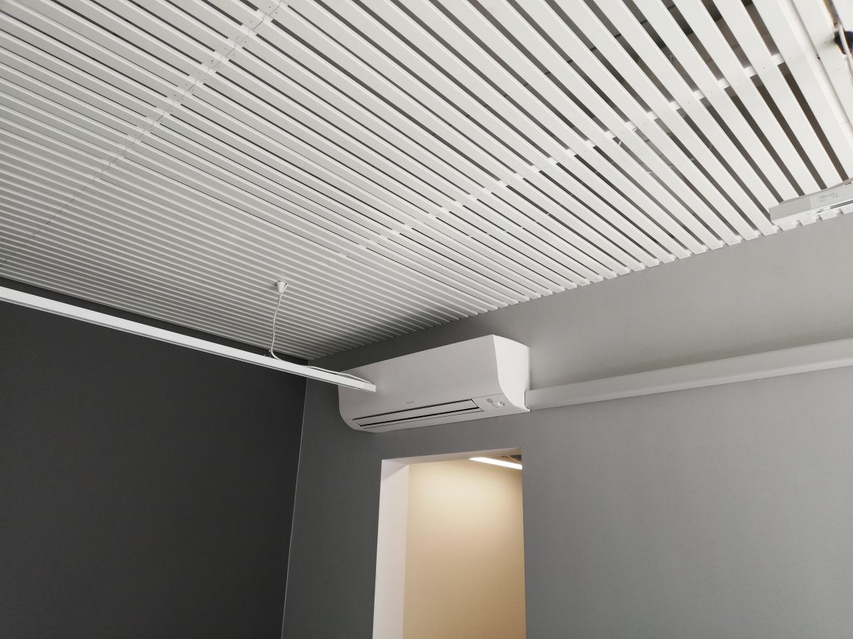 Air conditioning and ventilation, installation / sale