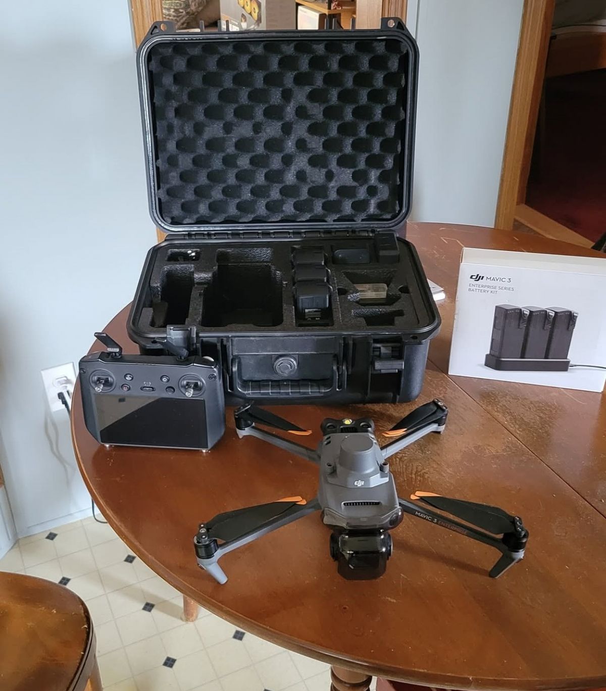 DJI Mavic 4 Pro, DJI Mavic 3 Pro, DJI Air 3S, DJI Air 3 , DJI Mini 5 Pro, DJI Lito X1, DJI Neo 2, DJI Avata 2, DJI Flip, DJI Mini 4 Pro, DJI Mavic 3E, DJI Matrice 4E, DJI Matrice 4T drones
