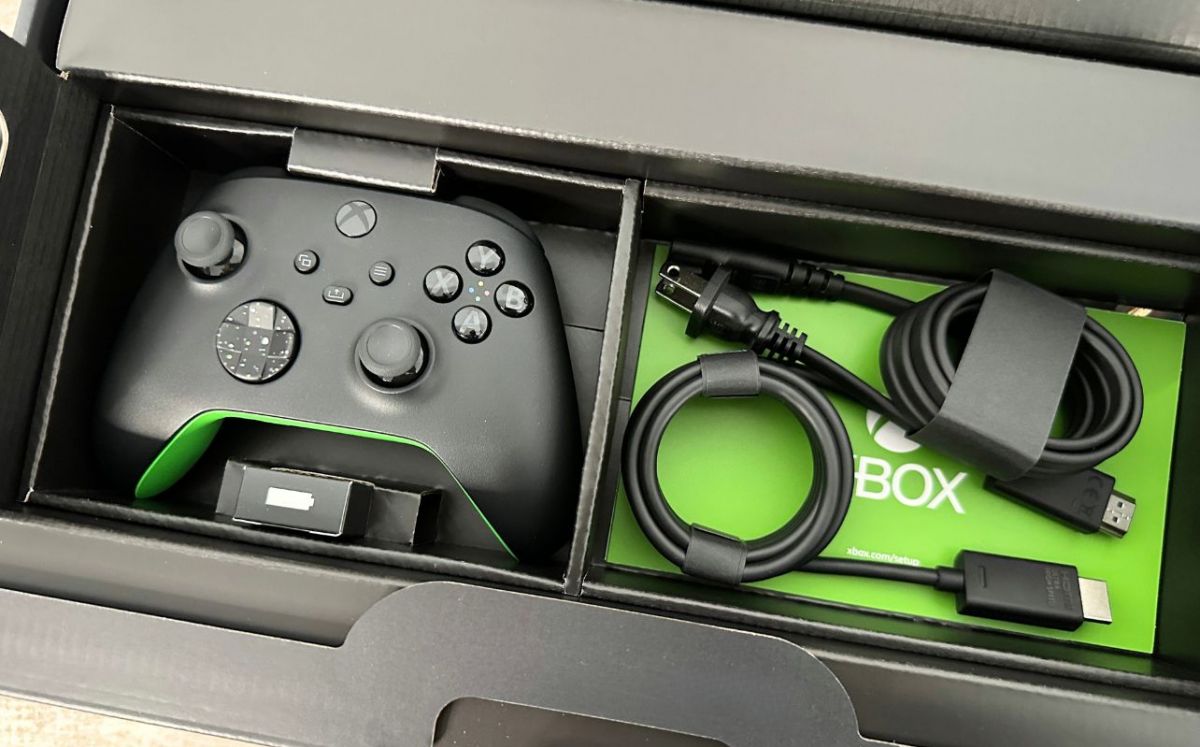Sony PlayStation PS5 Pro konsool, Sony PlayStation PS5 Slim konsool, Nintendo Switch 2 konsool ja Microsoft Xbox Series X 2TB videomängukonsoolid