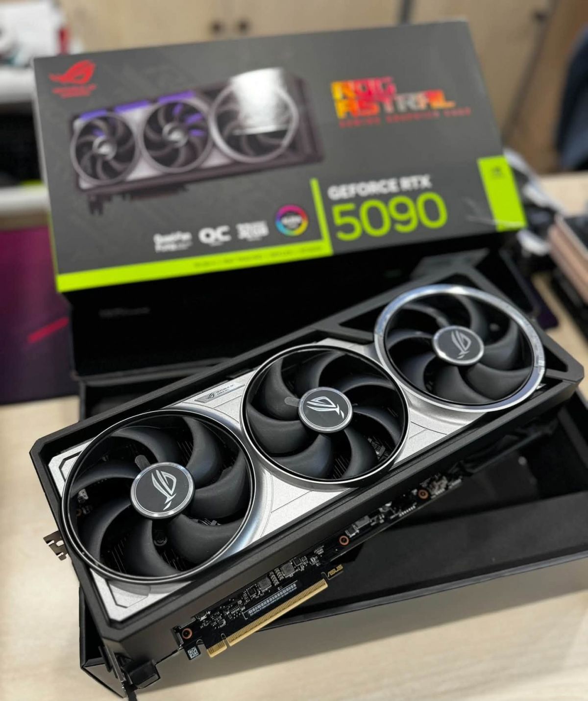 GeForce Rtx 5090, Rtx 5080, Rtx 5070 Ti, Rtx 5070, Rtx 4090, Rtx 4080 Super, Rtx 4080, Rtx 4070 Ti Super, Rtx 4070 Ti,  Rtx 4070 Super