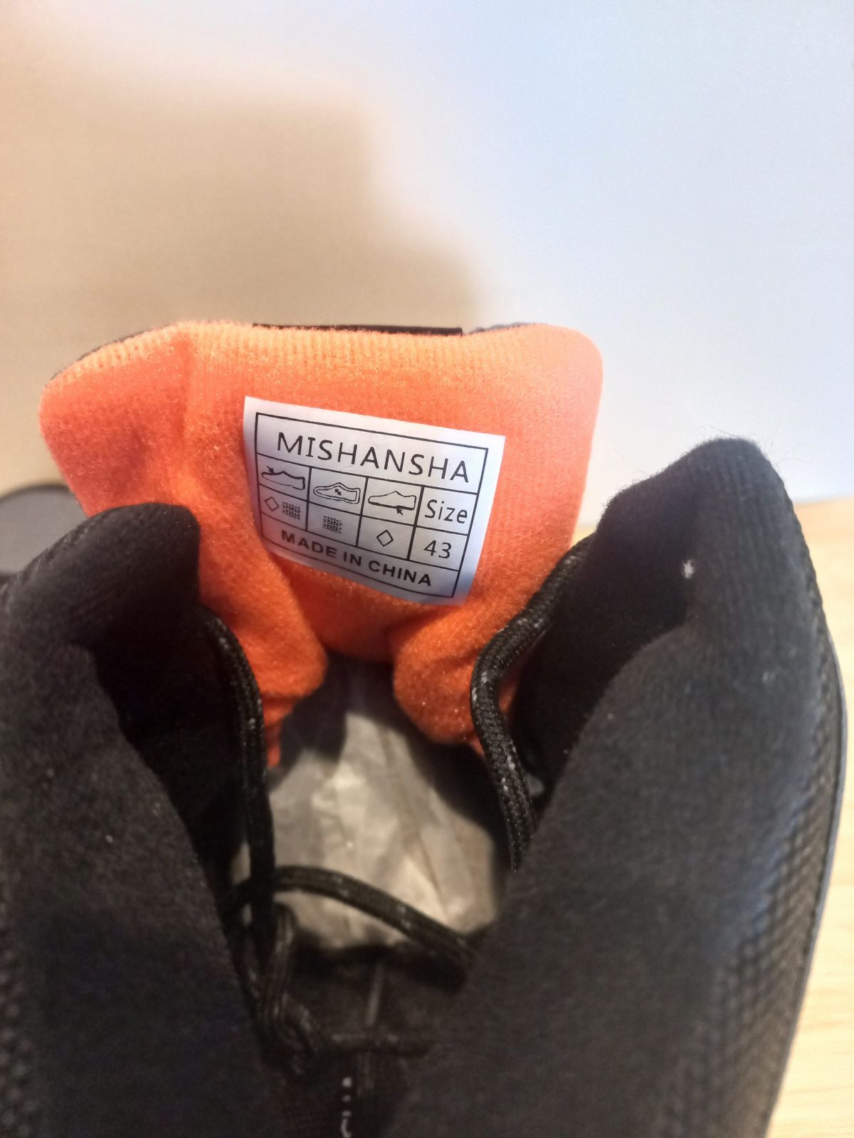 Hiking shoes for men and women Mishansha size 43