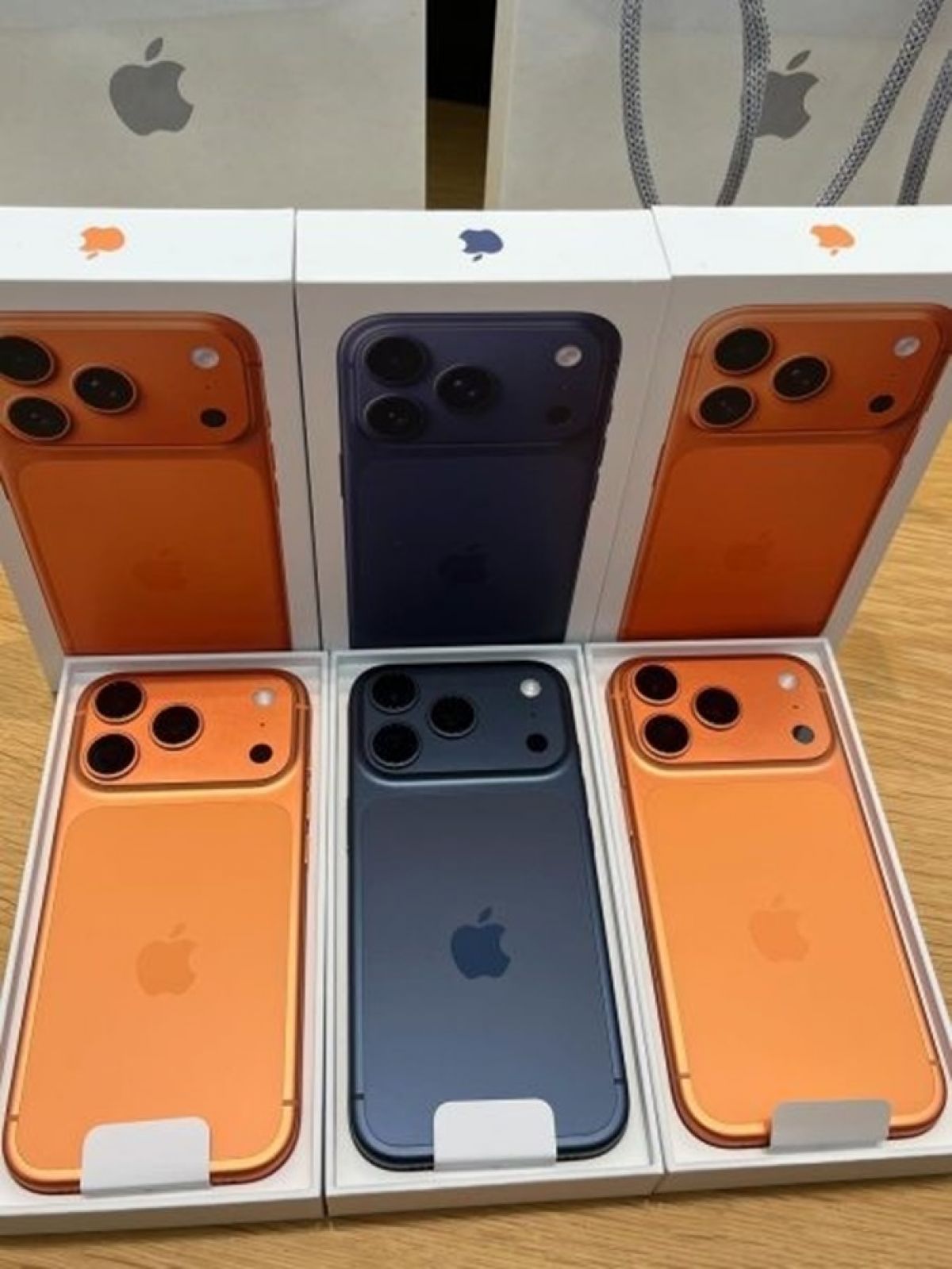 Samsung Galaxy S26 Ultra , Samsung Galaxy S26, Samsung Galaxy S26+ ,Samsung Galaxy S25 Ultra , Samsung  S25, Samsung Galaxy Z Fold7, Apple iPhone 17 Pro Max, iPhone 17 Pro, iPhone 17 , iPhone