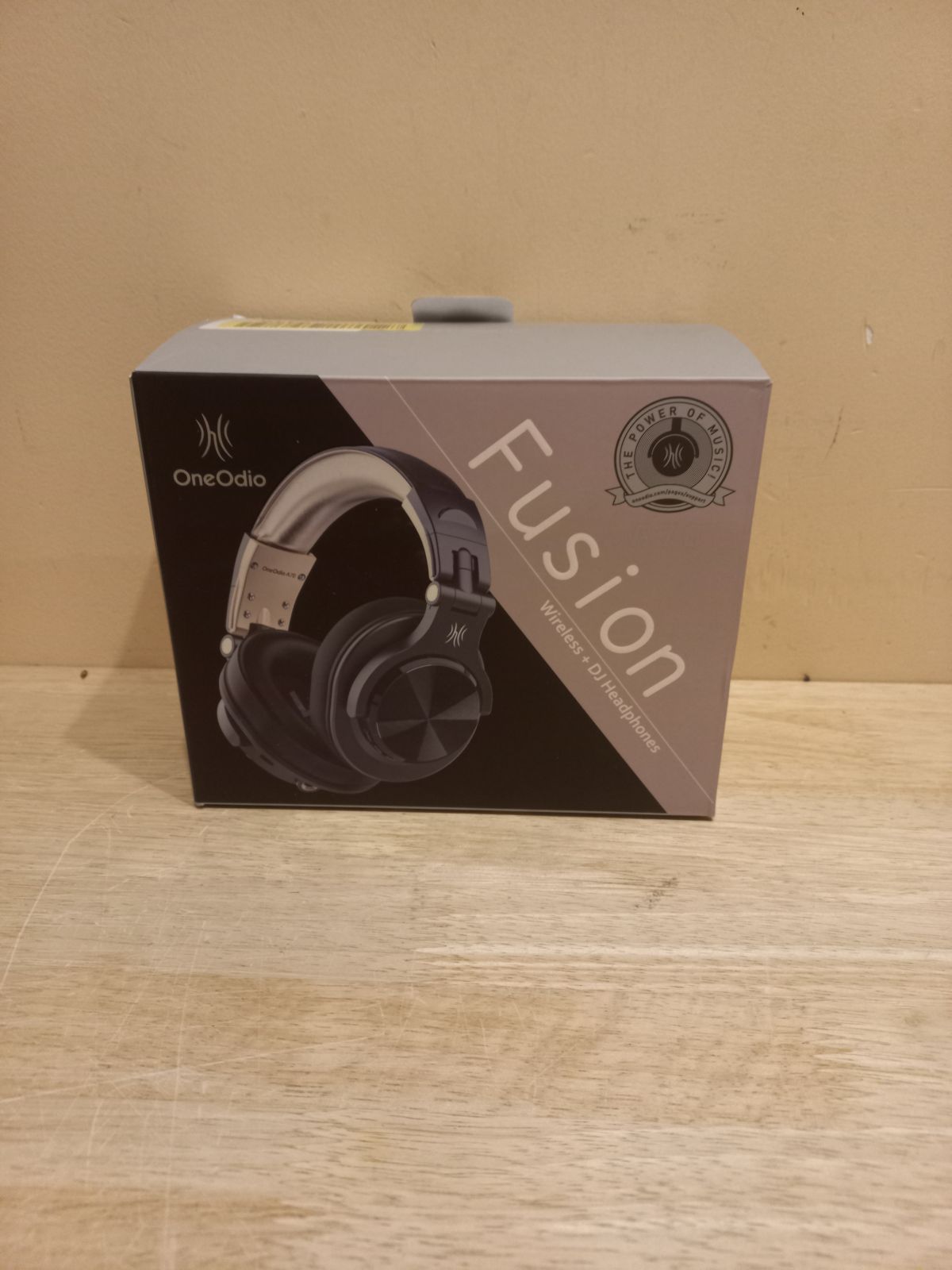 OneOdio on-ear Bluetooth headphones