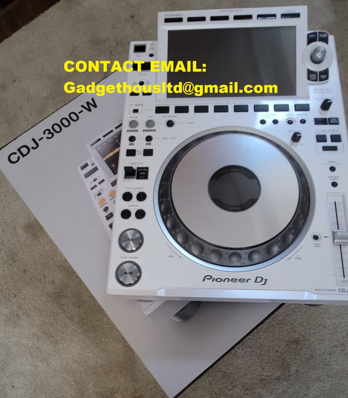 Pioneer CDJ-3000-W (2) + 1xDJM-900NXS2-W / 2x Pioneer Cdj-2000Nxs2W +1x Djm-900Nxs2W /2x Pioneer CDJ-Tour1 +1x Pioneer DJM-Tour1