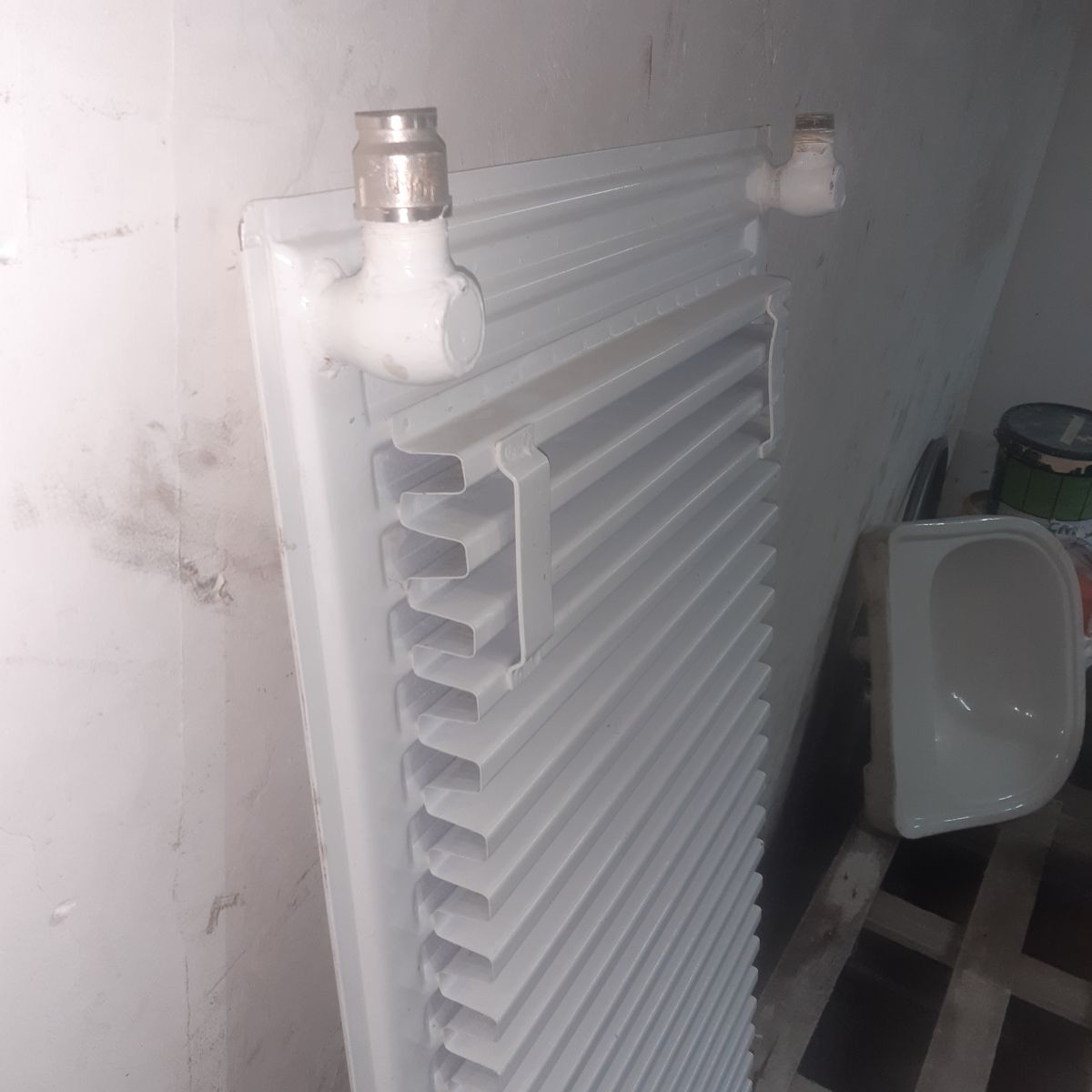 Used Heating radiators 565mm x 1200mm