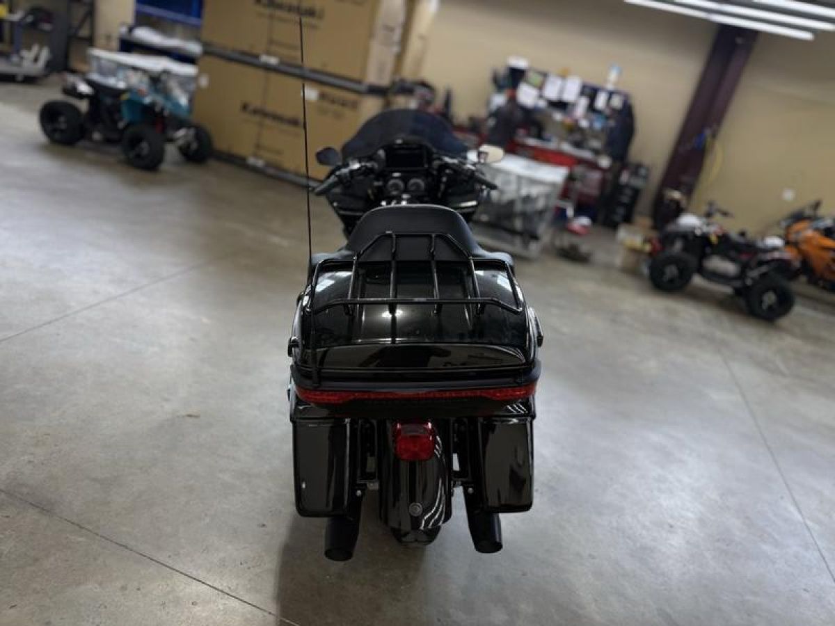 2022 Harley-Davidson FLTRK - Road Glide Limited