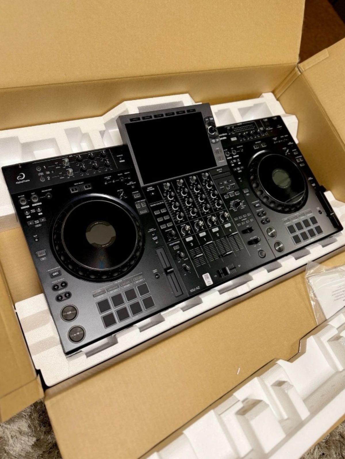 AlphaTheta XDJ-AZ, Pioneer DJ OPUS-QUAD, Pioneer DJ XDJ-RX3, Pioneer CDJ-3000, AlphaTheta OMNIS-DUO