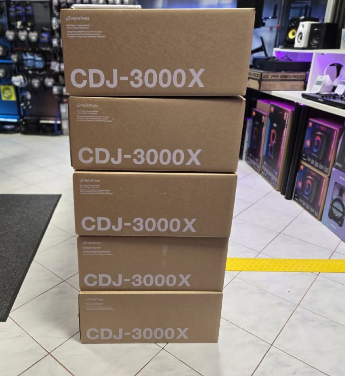 Новые 2x AlphaTheta CDJ-3000X, EUPHONIA, Pioneer CDJ-3000, Pioneer DJM-A9, Pioneer DJM-V10-LF, Pioneer DJM-S11, Pioneer DJM-V10, Pioneer DJM-Tour1, Pioneer CDJ-Tour1