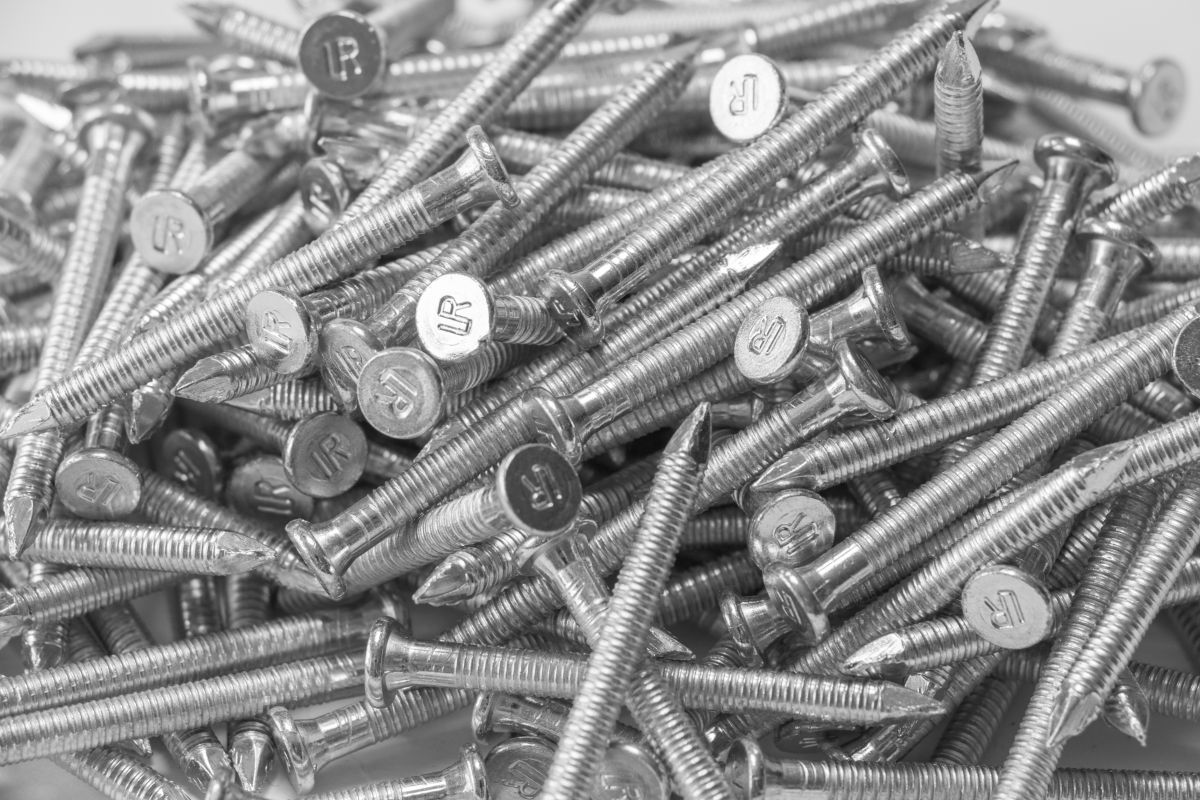 E - SHOP: Screws, self-tapping screws, roofing self-tapping screws, for concrete, corners, mounting plates, support for timber to concrete, fastening of beams