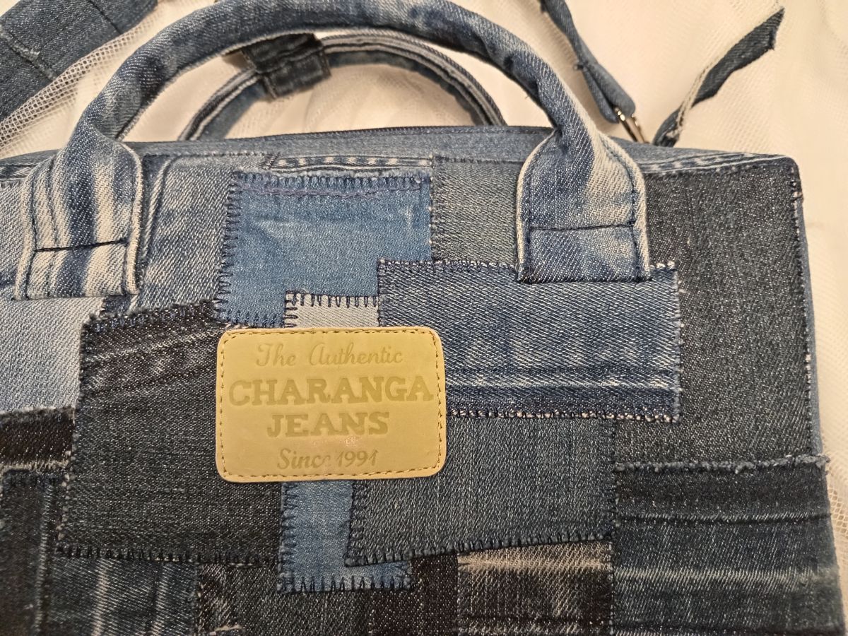 Джинсовая сумочка в стиле "Боро". (18 см х 26 см х 8 см)