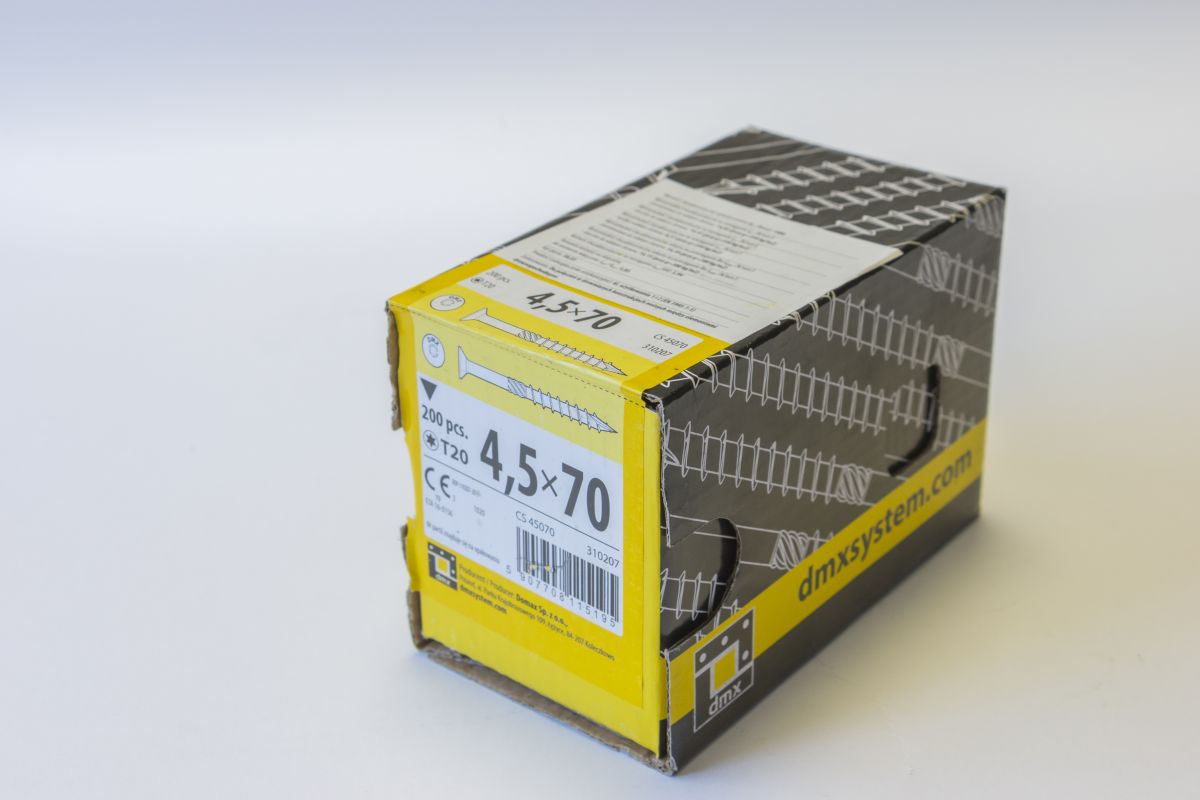CS construction screw with flat head
