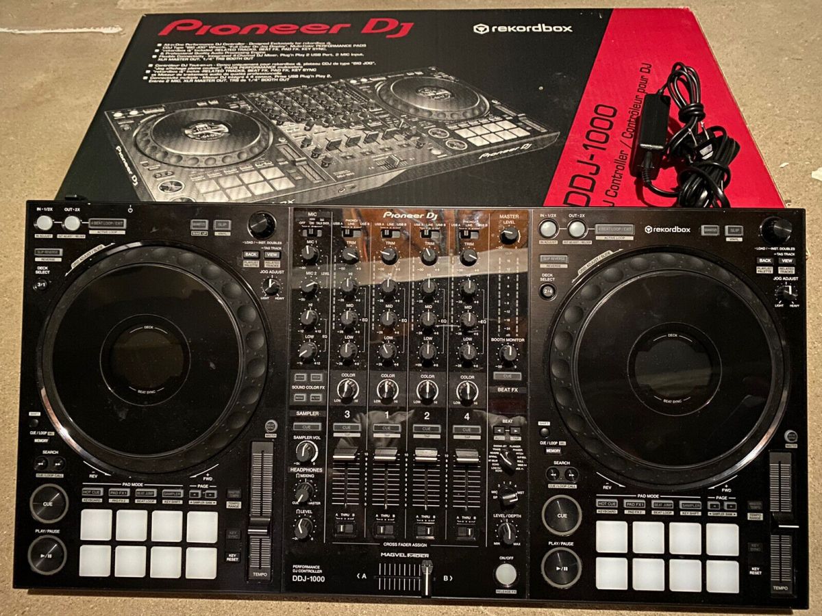 AlphaTheta XDJ-AZ, AlphaTheta OMNIS-DUO , Pioneer DJ OPUS-QUAD, Pioneer DJ XDJ-RX3, Pioneer XDJ-XZ, Pioneer DJ DDJ-FLX10, AlphaTheta DDJ-GRV6, Pioneer DDJ-1000, Pioneer DDJ-1000SRT, Pioneer D