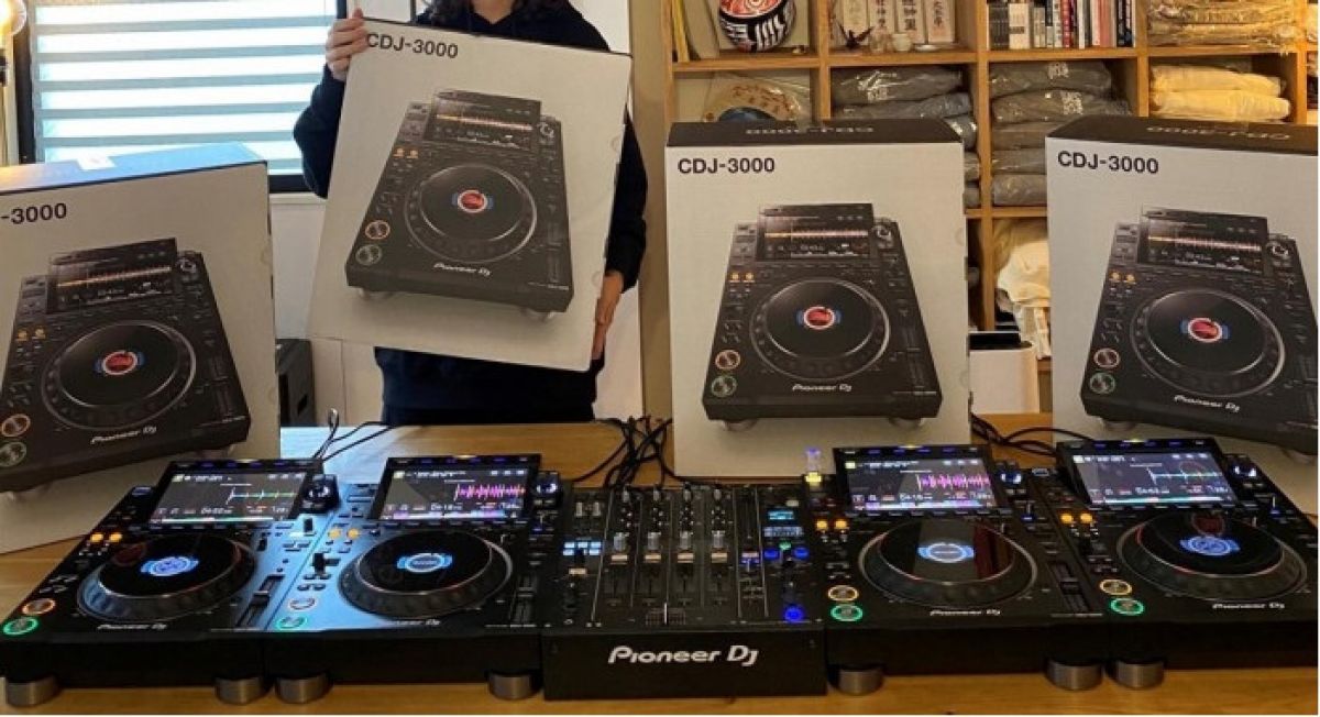 родажа AlphaTheta CDJ-3000X Мультиплеер, AlphaTheta EUPHONIA, Pioneer CDJ-3000, Pioneer DJM-A9 DJ-микшер, Pioneer DJM-V10-LF, Pioneer DJM-S11, Pioneer DJM-V10, Pioneer DJM-Tour1, Pioneer CDJ-
