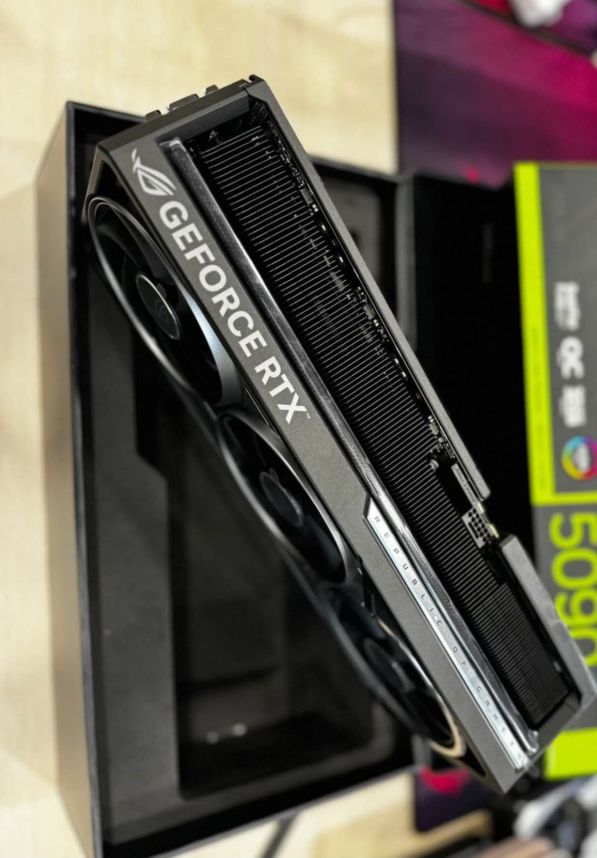 Новые видеокарты GeForce RTX 5090, RTX 5080, RTX 5070 Ti, RTX 5070, RTX 4090, RTX 4080 Super,  RTX 4080, RTX 4070 Ti Super,