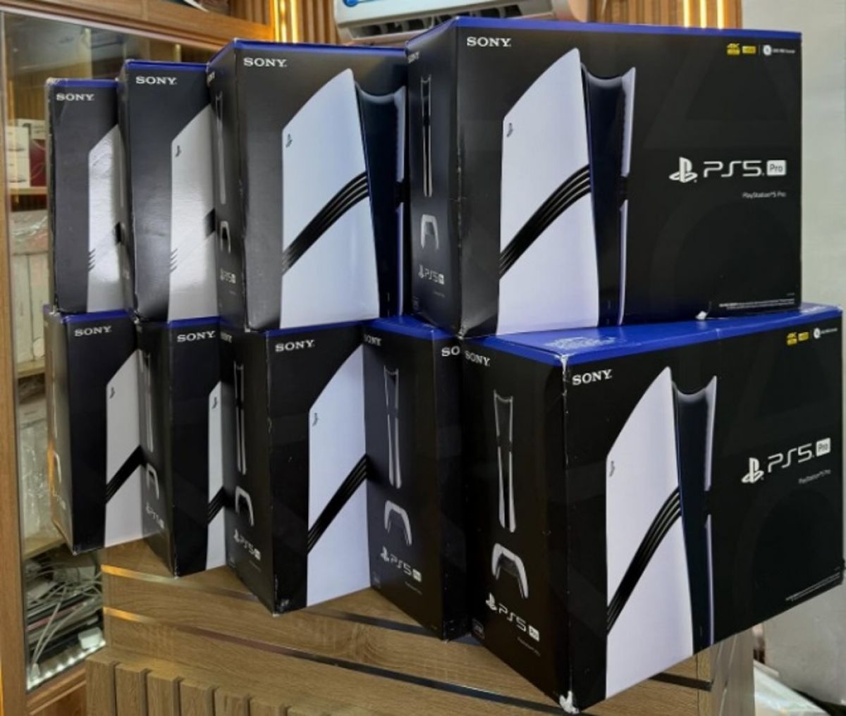 Apple iPhone 17 Pro Max, iPhone 17 Pro, iPhone 17, iPhone Air, iPhone 16 Pro Max, iPhone 16 Pro, iPhone 16, iPhone 16 Plus,  Samsung Galaxy S26 Ultra , Samsung Galaxy S26  , Samsung Galaxy S25 Ultra, Sony PlayStation PS5 Pro