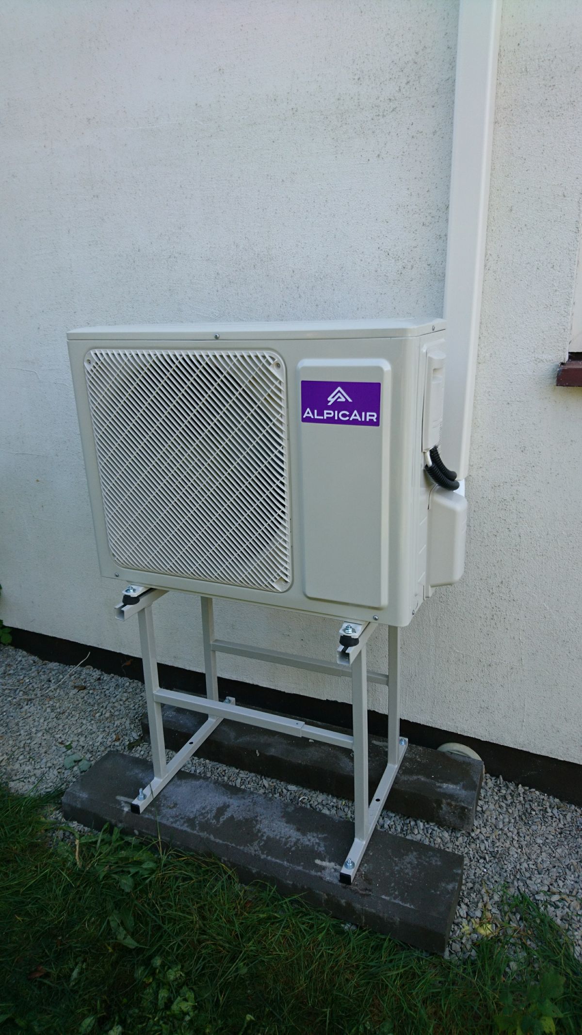 Air conditioning and ventilation, installation / sale