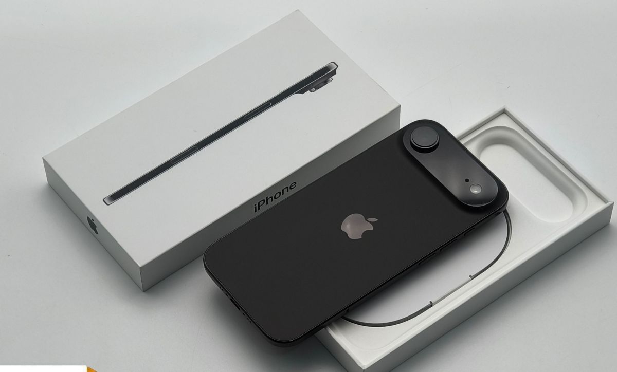 Apple iPhone 17 Pro Max, iPhone 17 Pro, iPhone 17 , iPhone Air , iPhone 16 Pro Max, iPhone 16 Pro, iPhone 16, iPhone 16 Plus