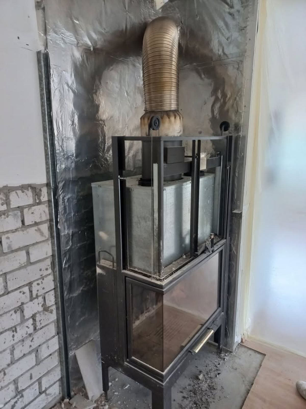 Corner fireplace PLAZZETTI (used)