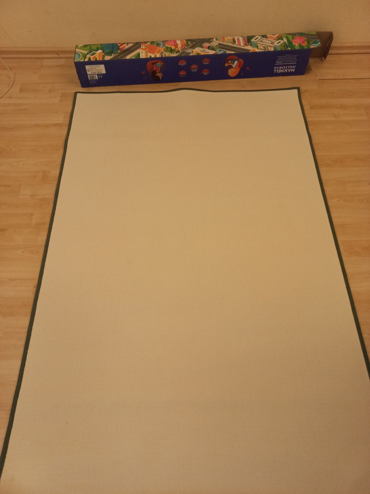 Children’s rug 1500 x 1000 mm