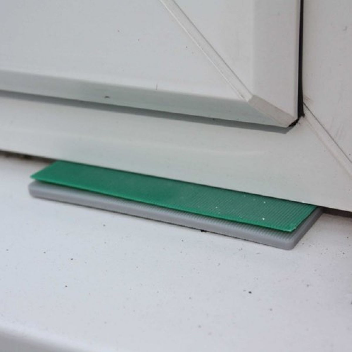Loodimisklotsid 30 x 100 x 1-6mm (12tk. Pakk)
