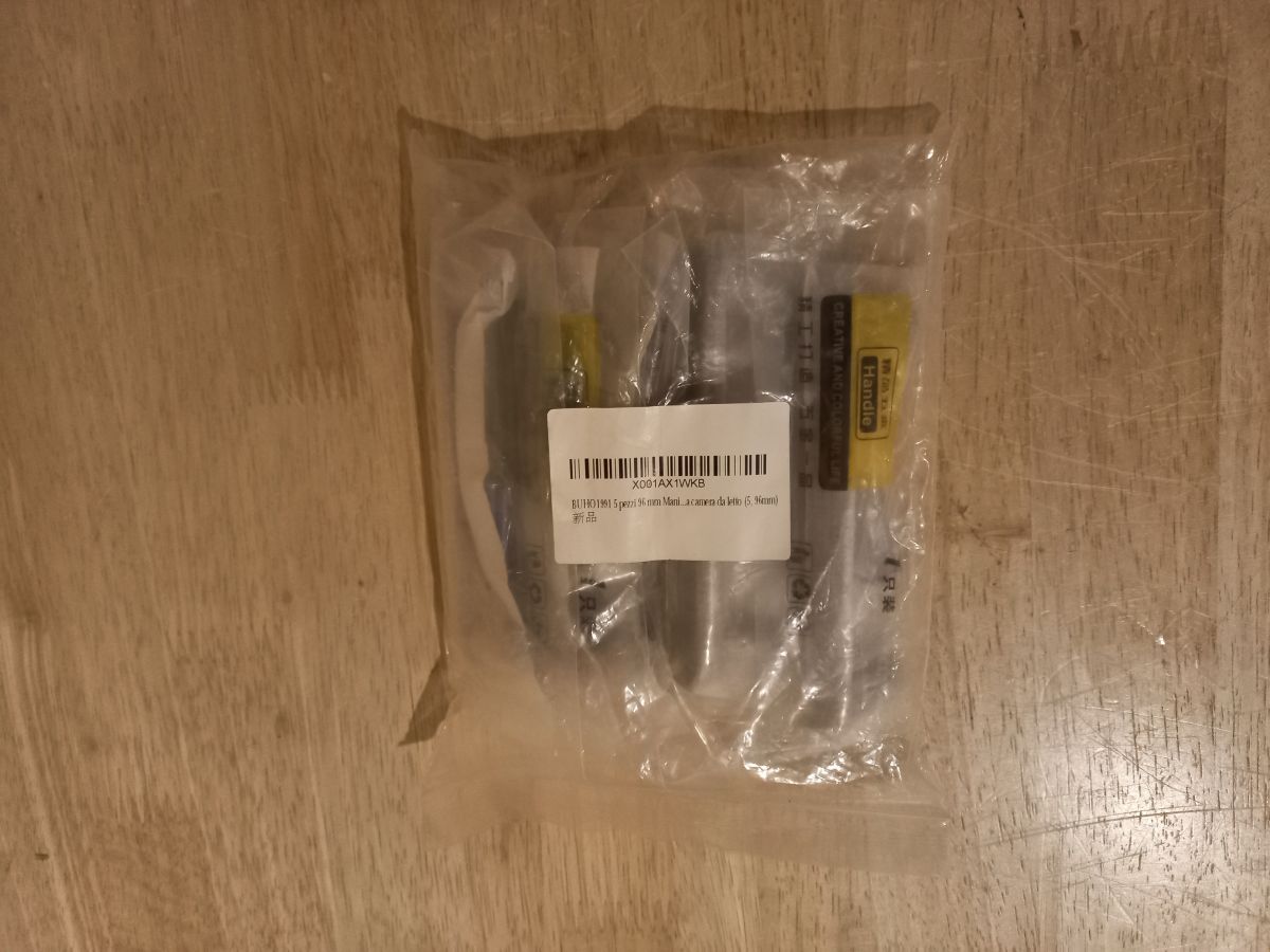 Mööbli käepide 5 tk. 96 mm (metall, must)