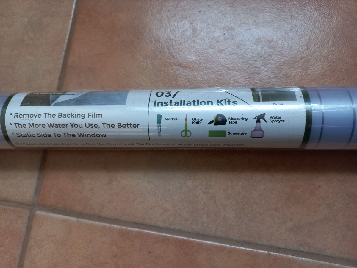 Self-adhesive window film 90 x 400 cm