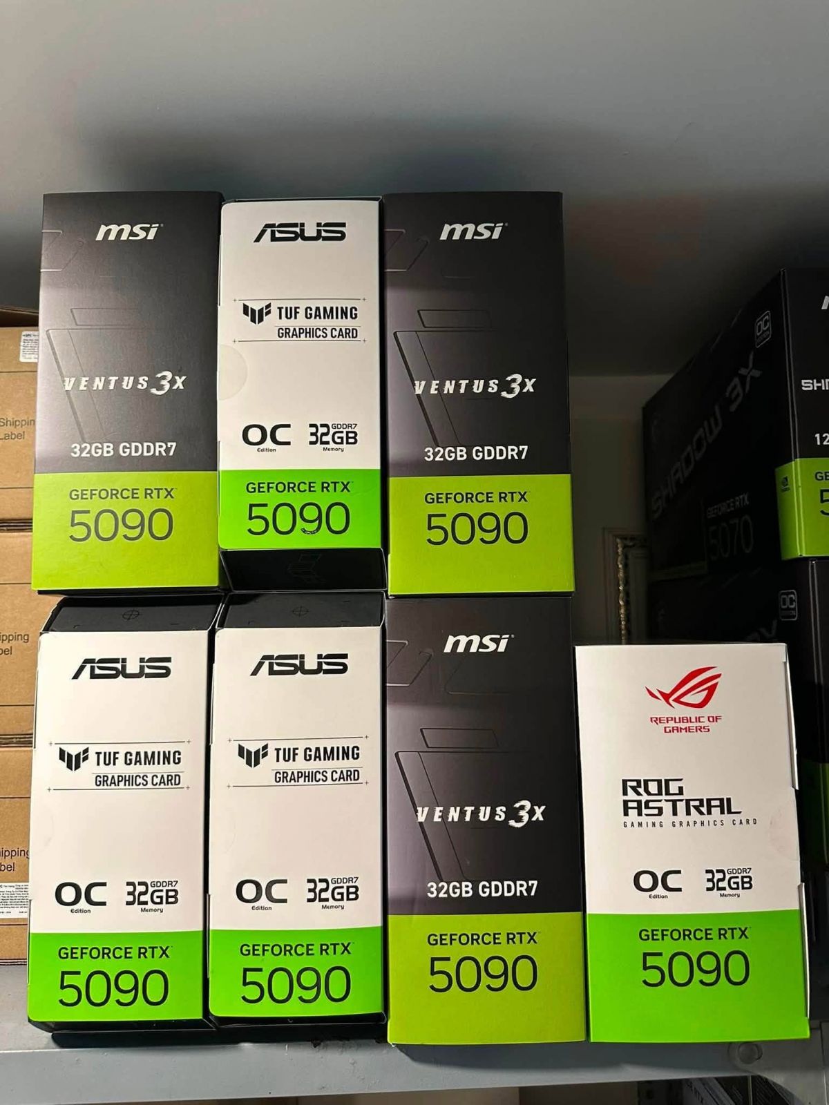 Новые видеокарты GeForce RTX 5090, RTX 5080, RTX 5070 Ti, RTX 5070, RTX 4090, RTX 4080 Super,  RTX 4080, RTX 4070 Ti Super,