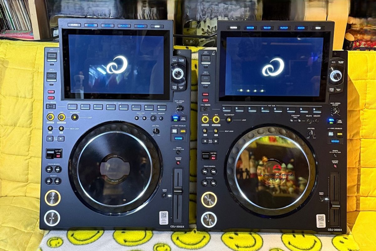 AlphaTheta CDJ-3000X, Pioneer CDJ-3000, Pioneer DJ DJM-A9, AlphaTheta Euphonia , Pioneer CDJ-2000NXS2, Pioneer DJM-900NXS2, Pioneer DJ DJM-V10-LF , Pioneer DJ DJM-S11 ,