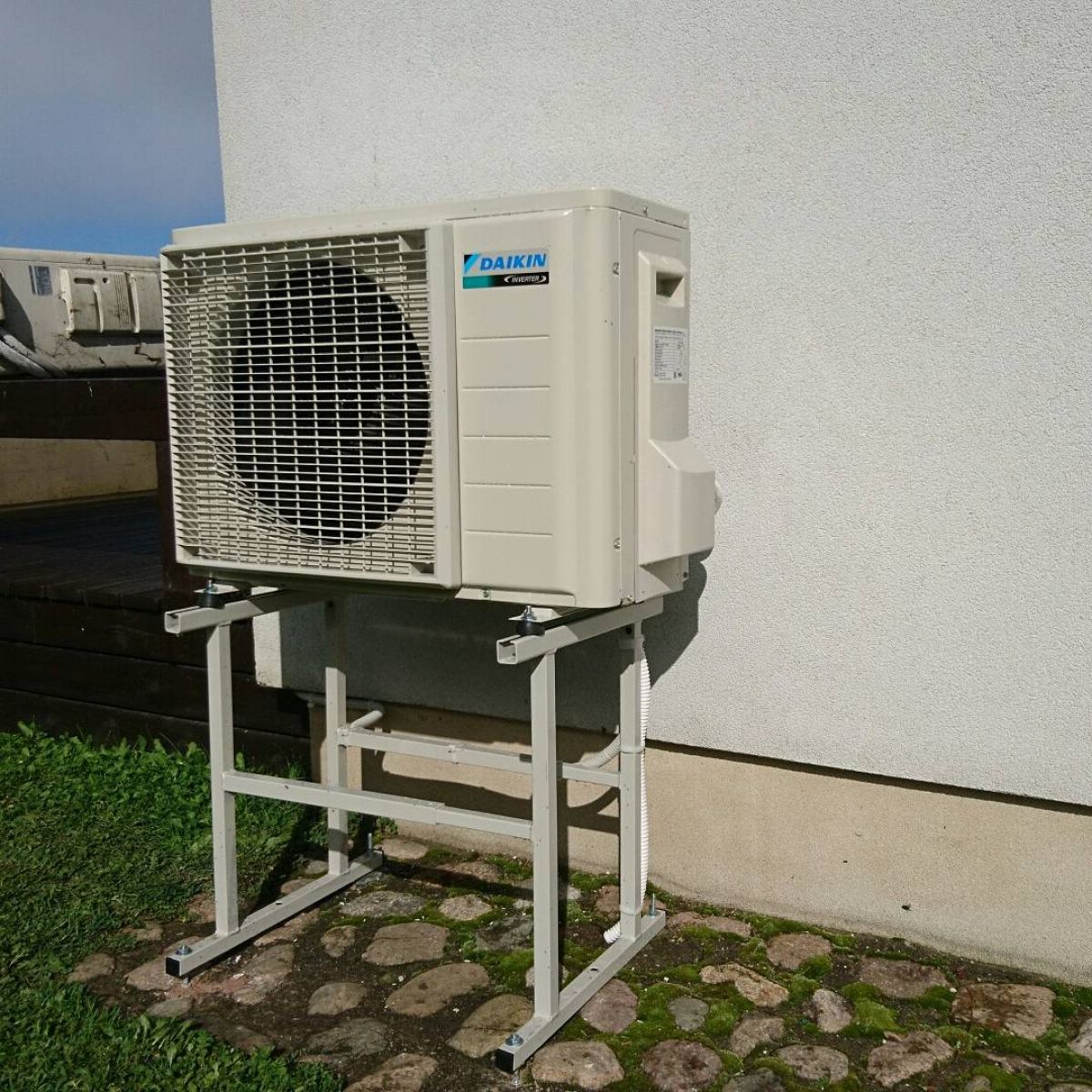 Air conditioning and ventilation, installation / sale