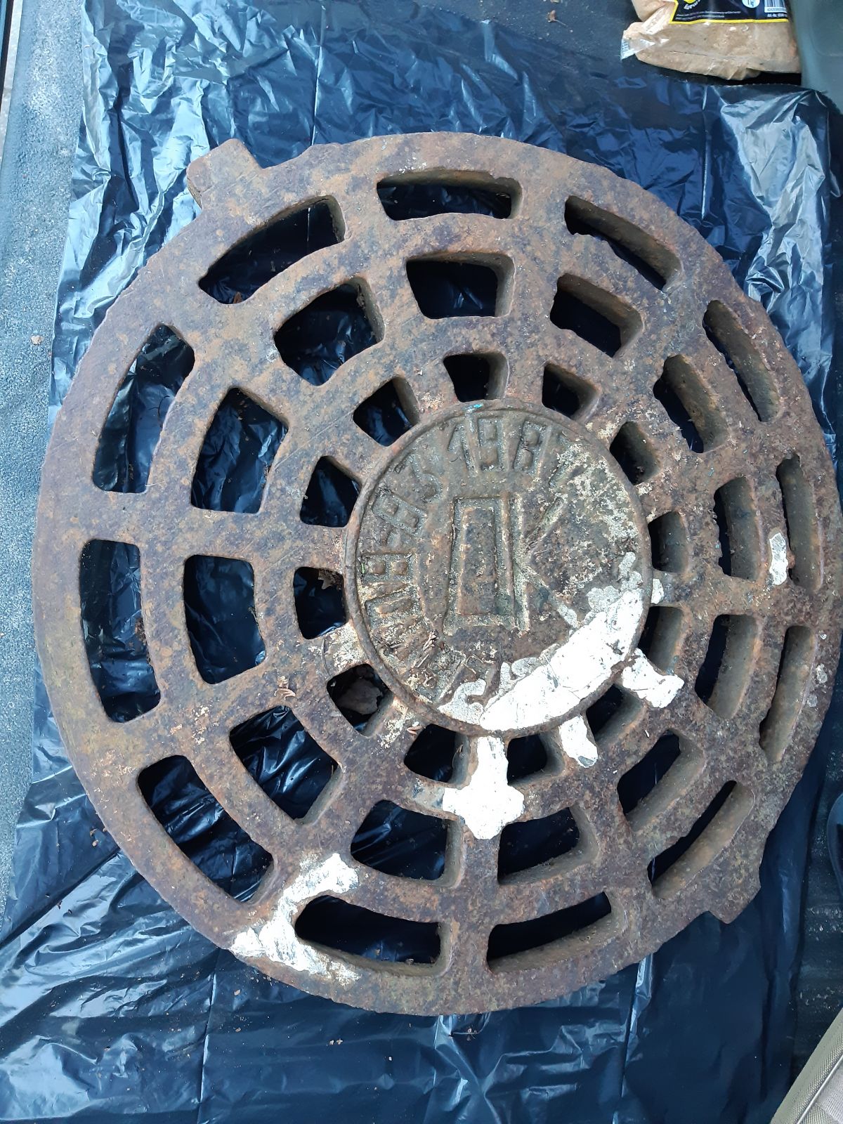 Drainage hatch