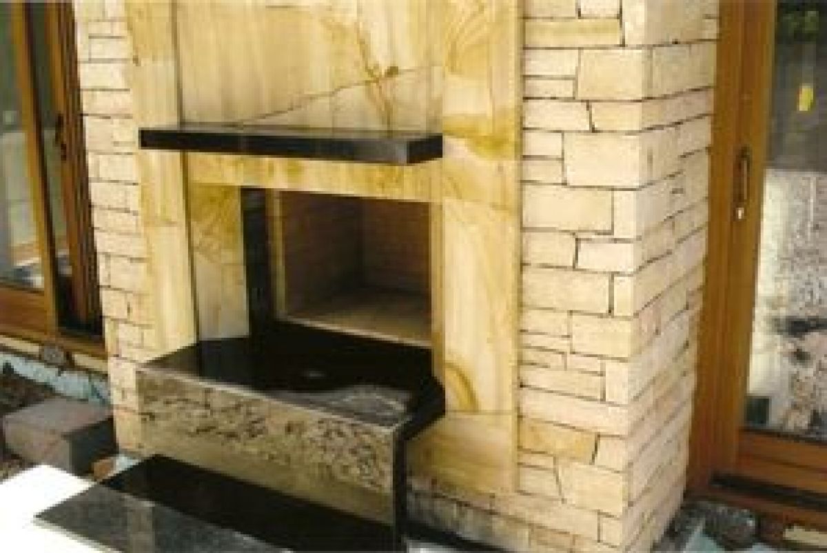 Granite tiles for stairs, terraces, retaining walls, facades and plinths