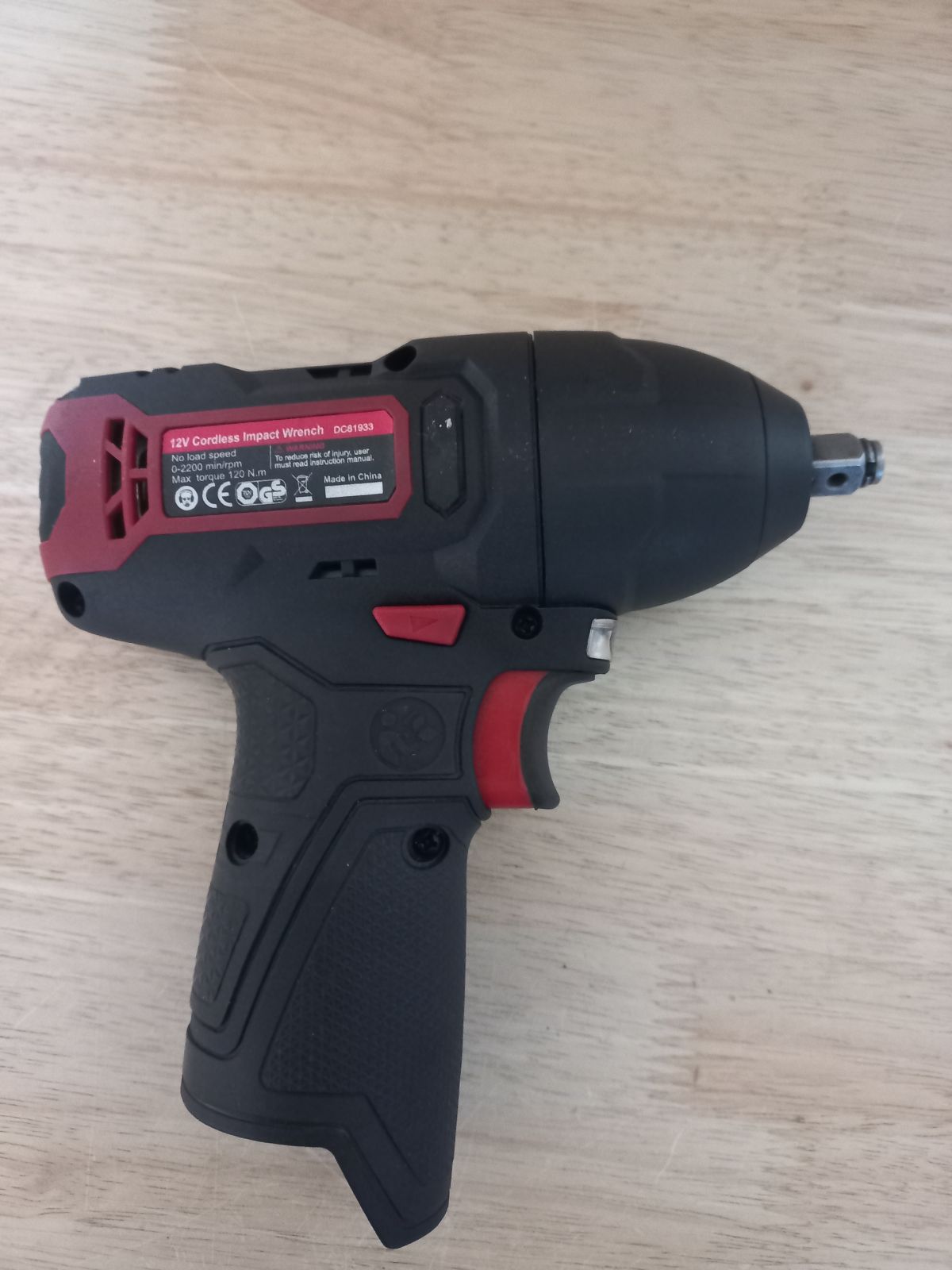 Aku mutrivõti PULITUO, 12 V
