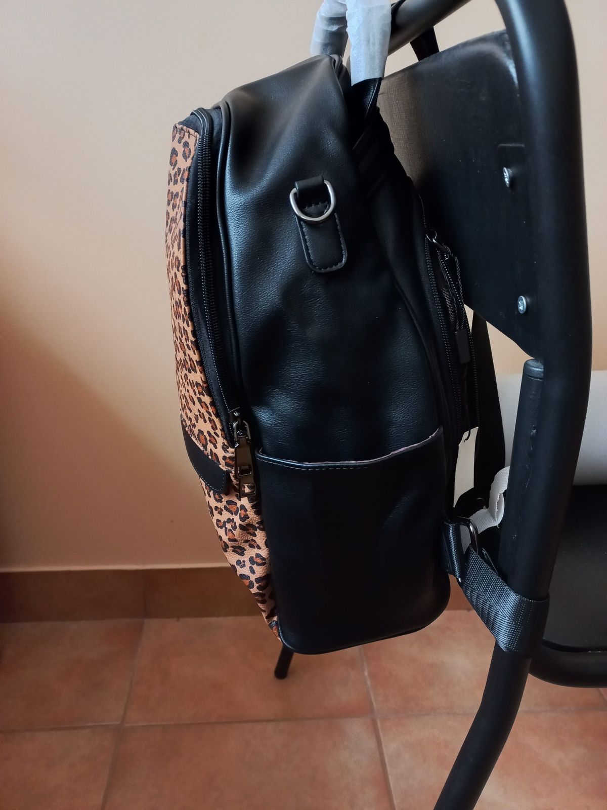 Backpack for women girls, leopard